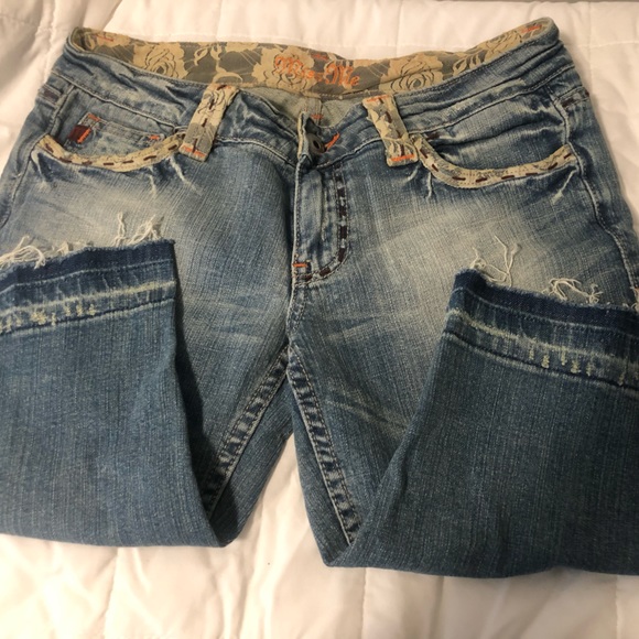 Miss Me Lace Embellished Bermuda Shorts - Picture 9 of 12